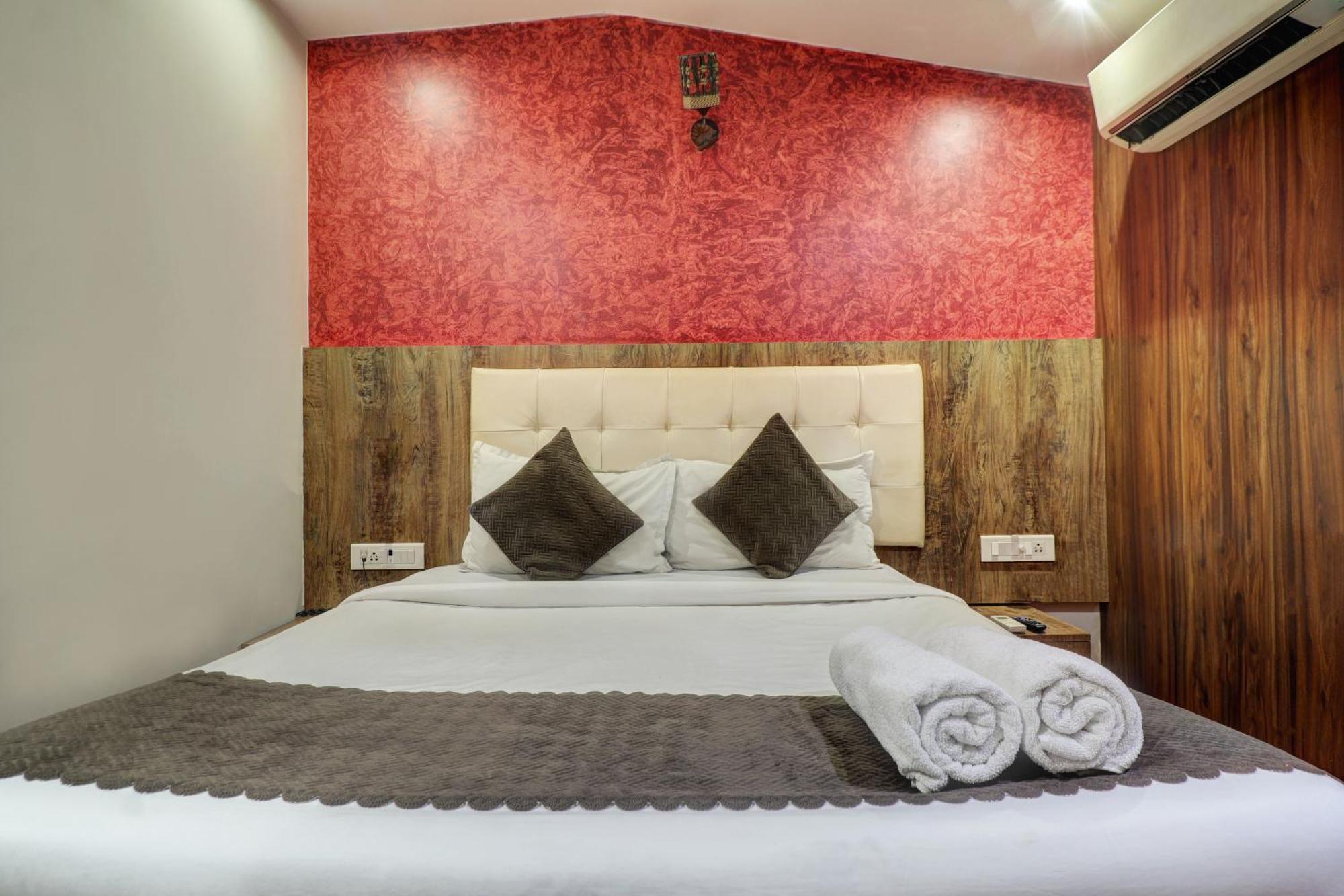 Hotel A. K. International - Fort Мумбай Екстериор снимка